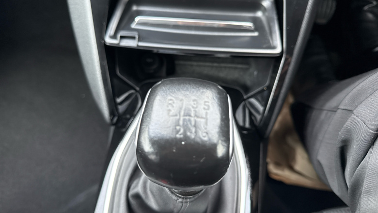 Peugeot 2008 1.5 BlueHDi 110 Allure Premium 5dr Diesel Estate